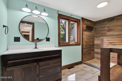 1106 Whiteside Road Galway NY 12074