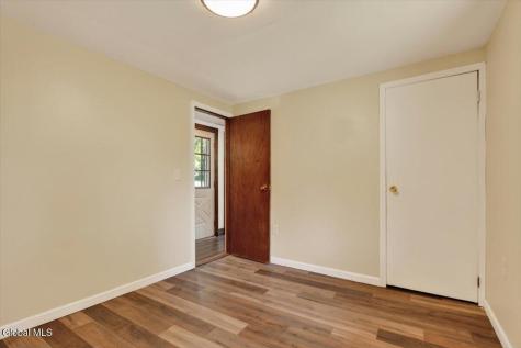 1106 Whiteside Road Galway NY 12074