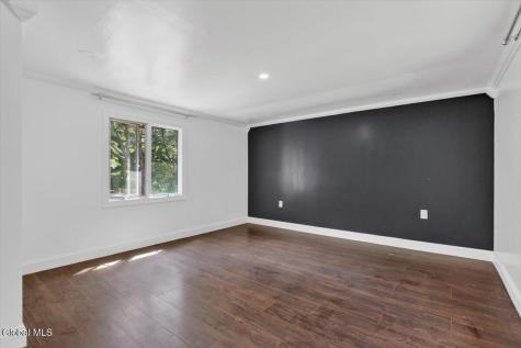 1106 Whiteside Road Galway NY 12074