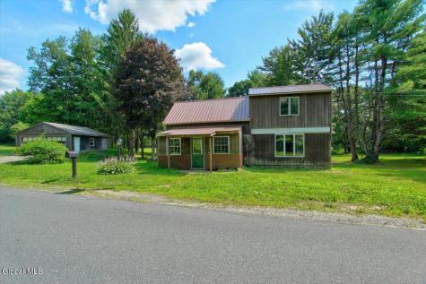 1106 Whiteside Road Galway NY 12074