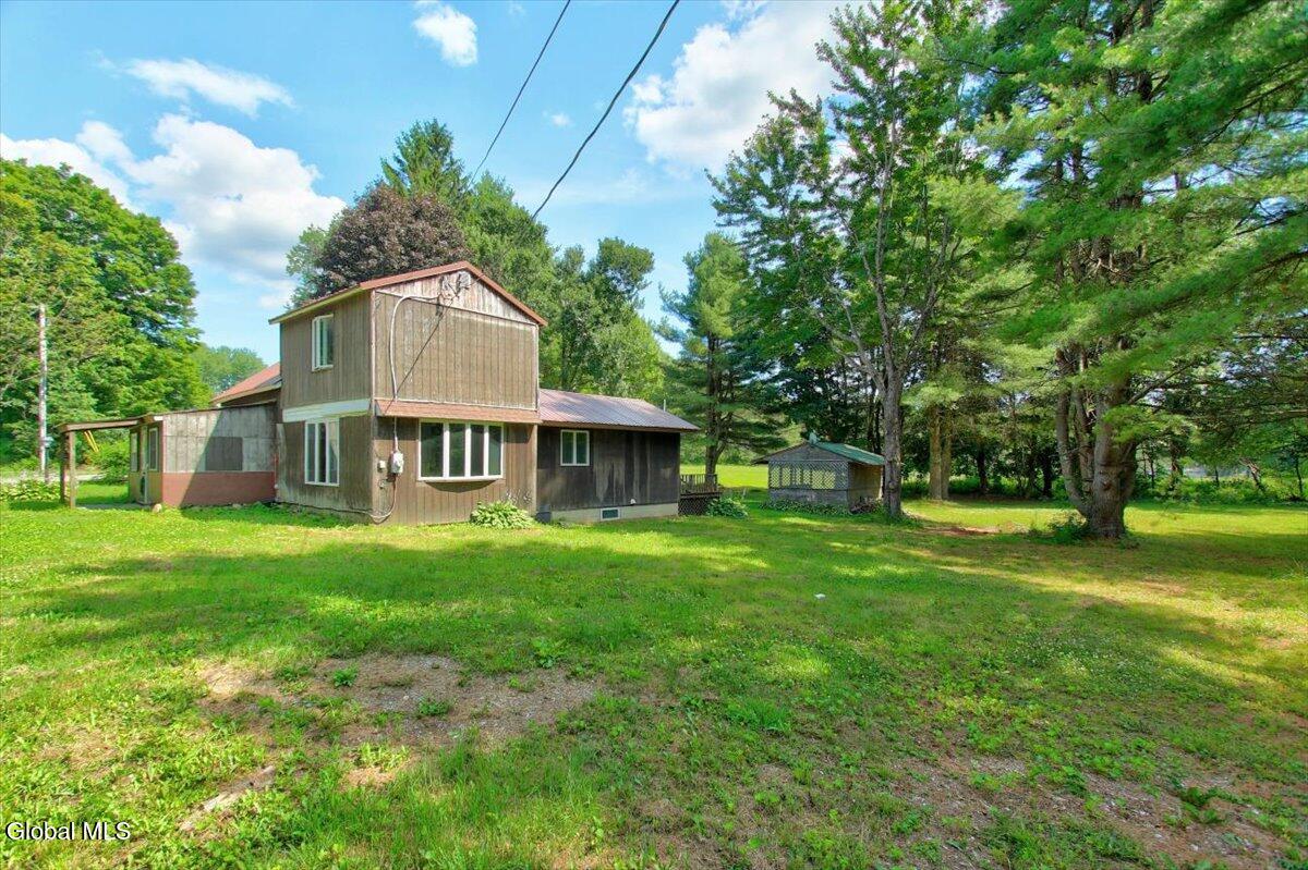 1106 Whiteside Road Galway NY 12074