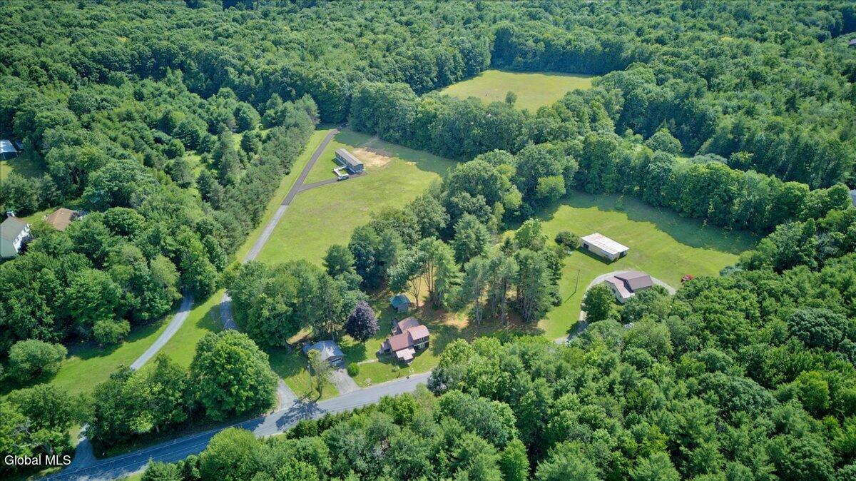 1106 Whiteside Road Galway NY 12074