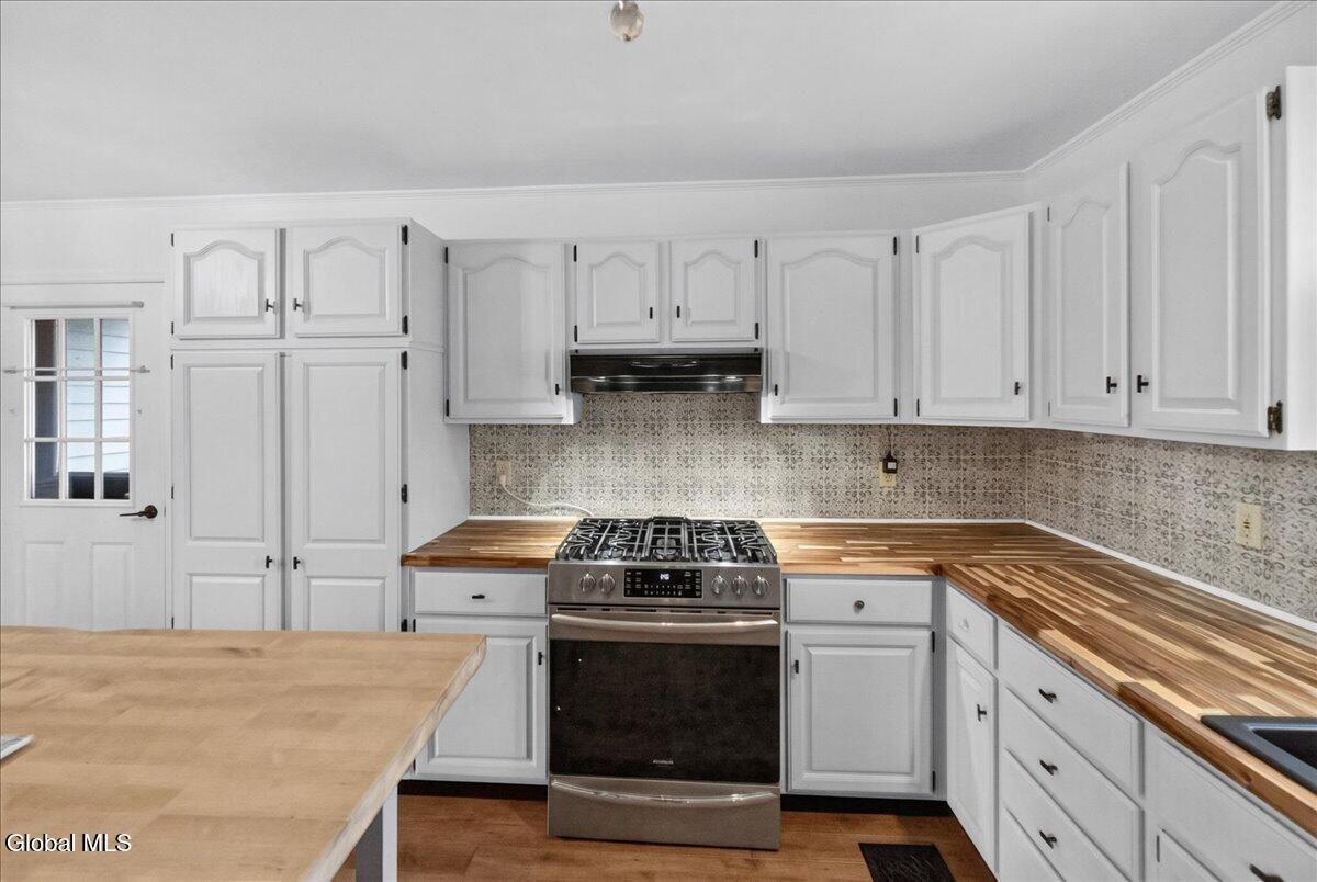 12 Northern Pines Road Wilton NY 12831
