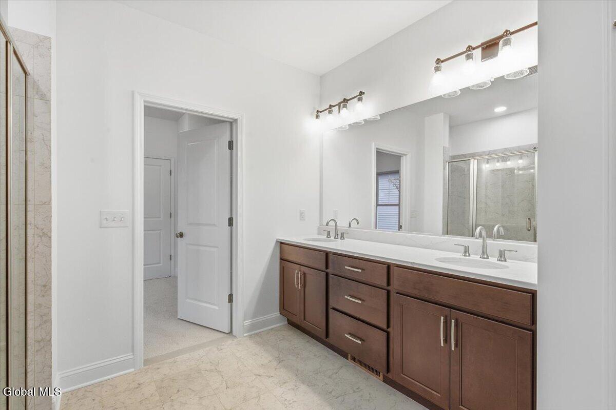 3 Clover Leaf Drive Halfmoon NY 12065