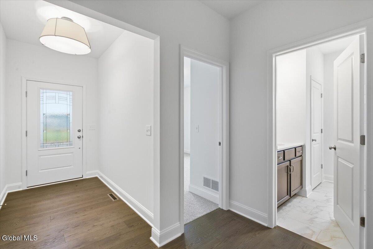 3 Clover Leaf Drive Halfmoon NY 12065