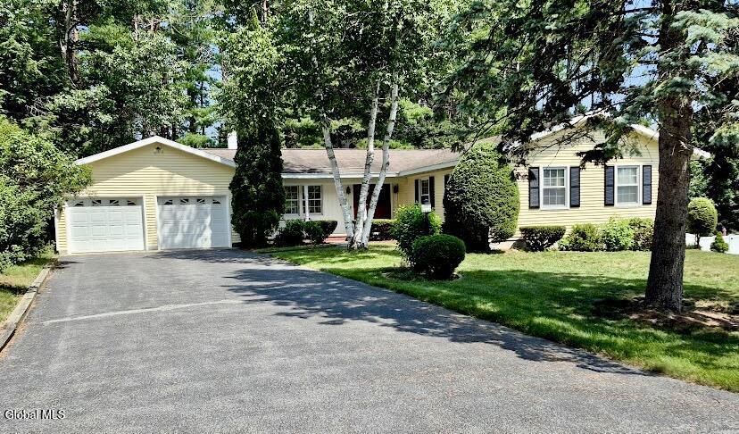10 Helen Drive Queensbury NY 12804