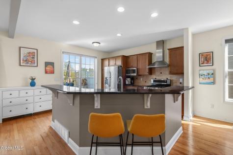 17 Mahogany Drive Watervliet NY 12189