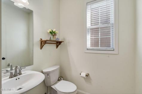 17 Mahogany Drive Watervliet NY 12189