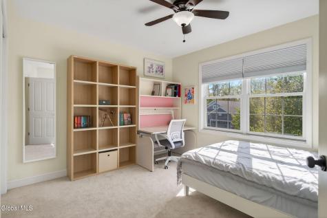 17 Mahogany Drive Watervliet NY 12189