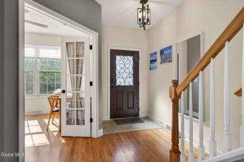 17 Mahogany Drive Watervliet NY 12189