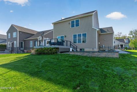 17 Mahogany Drive Watervliet NY 12189