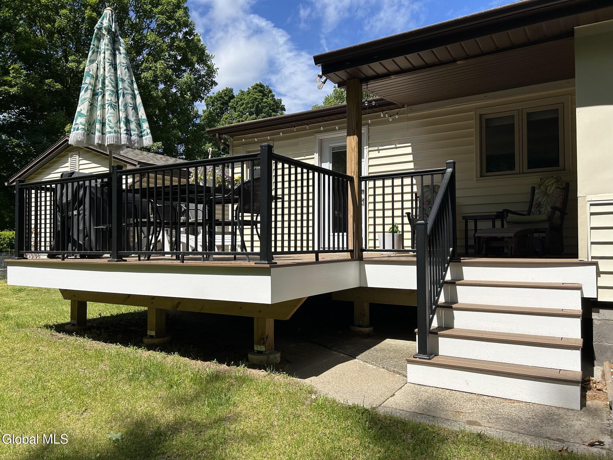 15 Birchwood Drive Halfmoon NY 12065