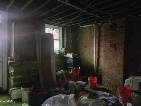 165 Chestnut Street Albany NY 12210