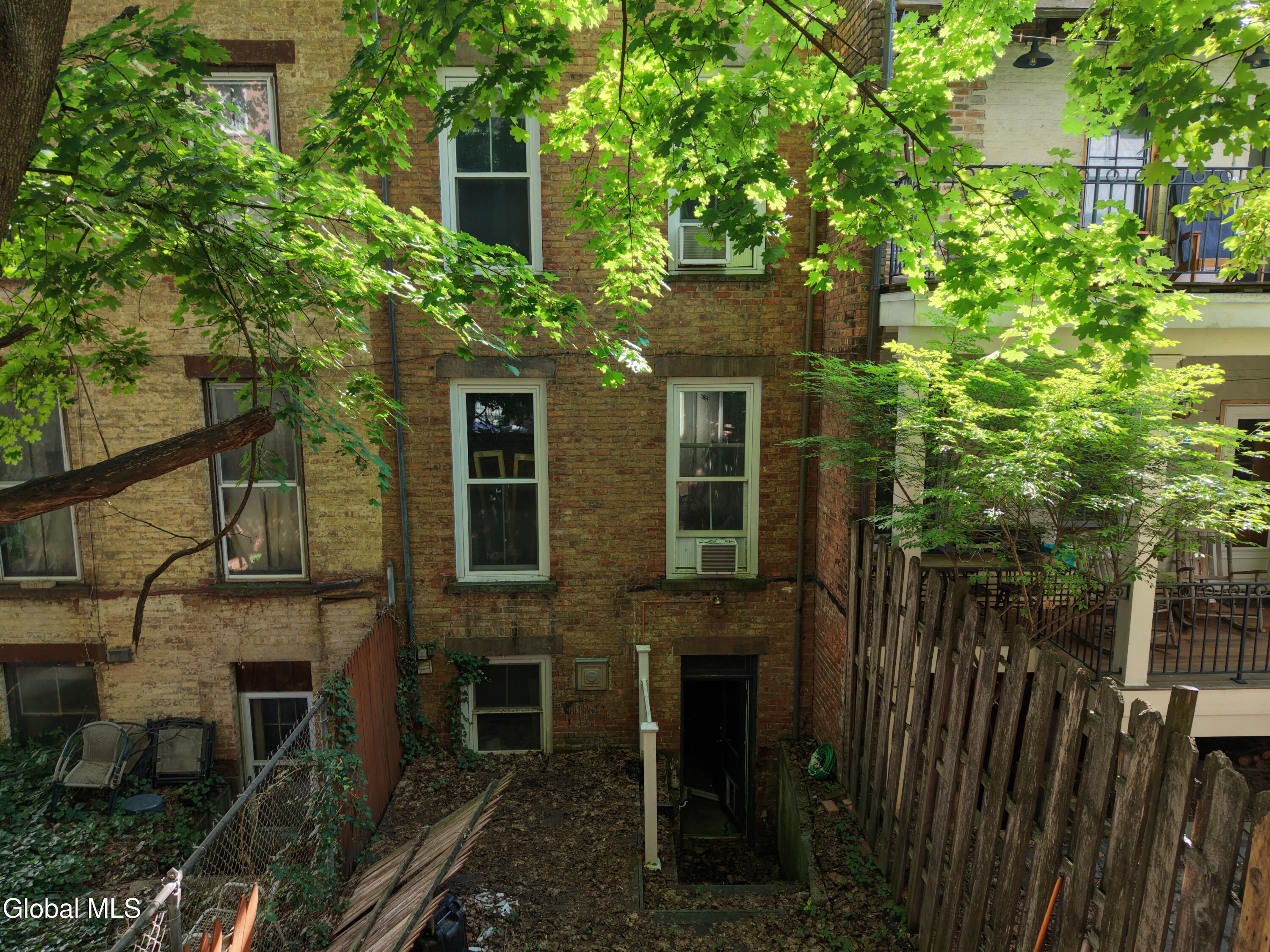 165 Chestnut Street Albany NY 12210
