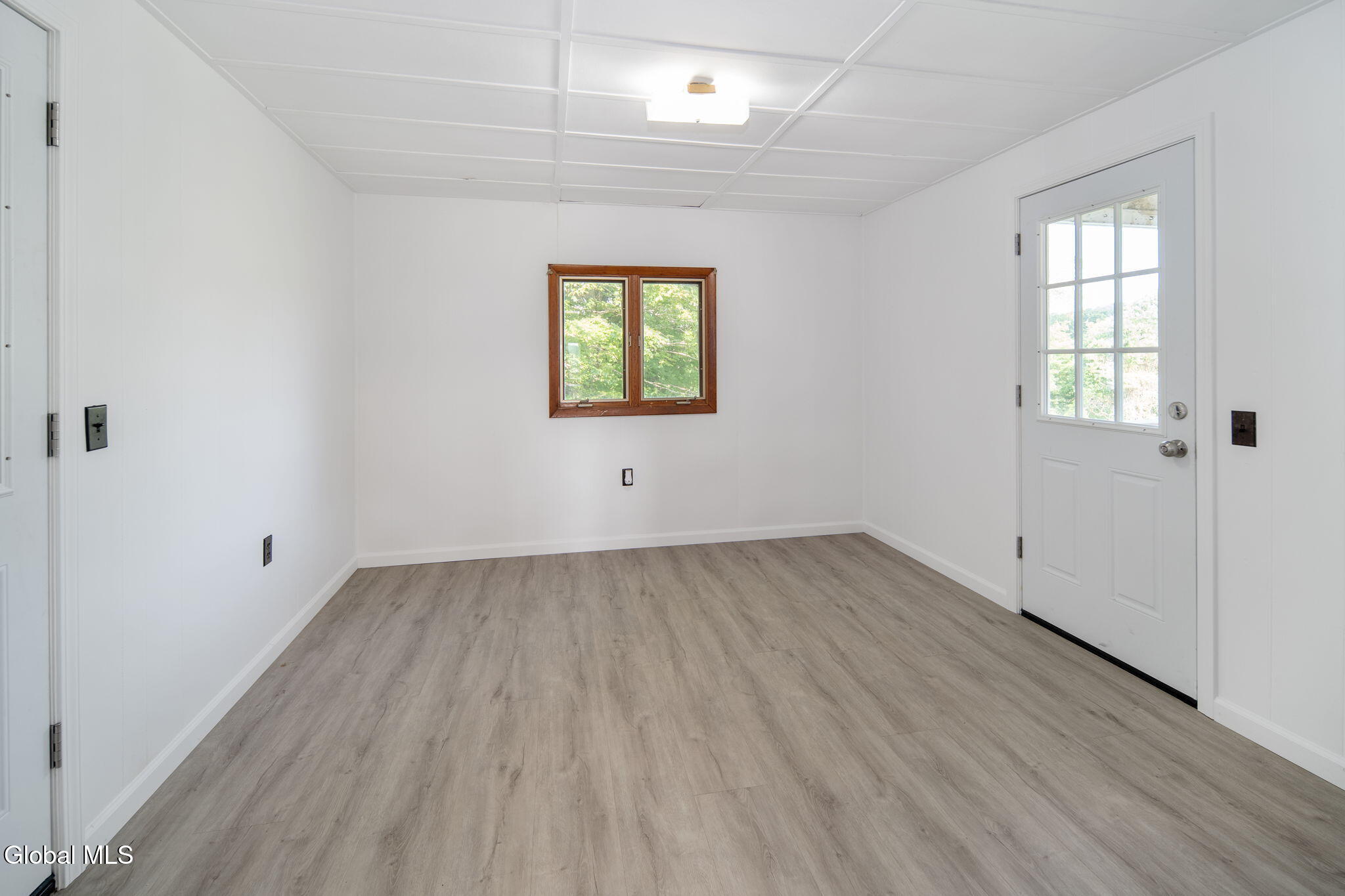 555 Barnerville Road Howes Cave NY 12092