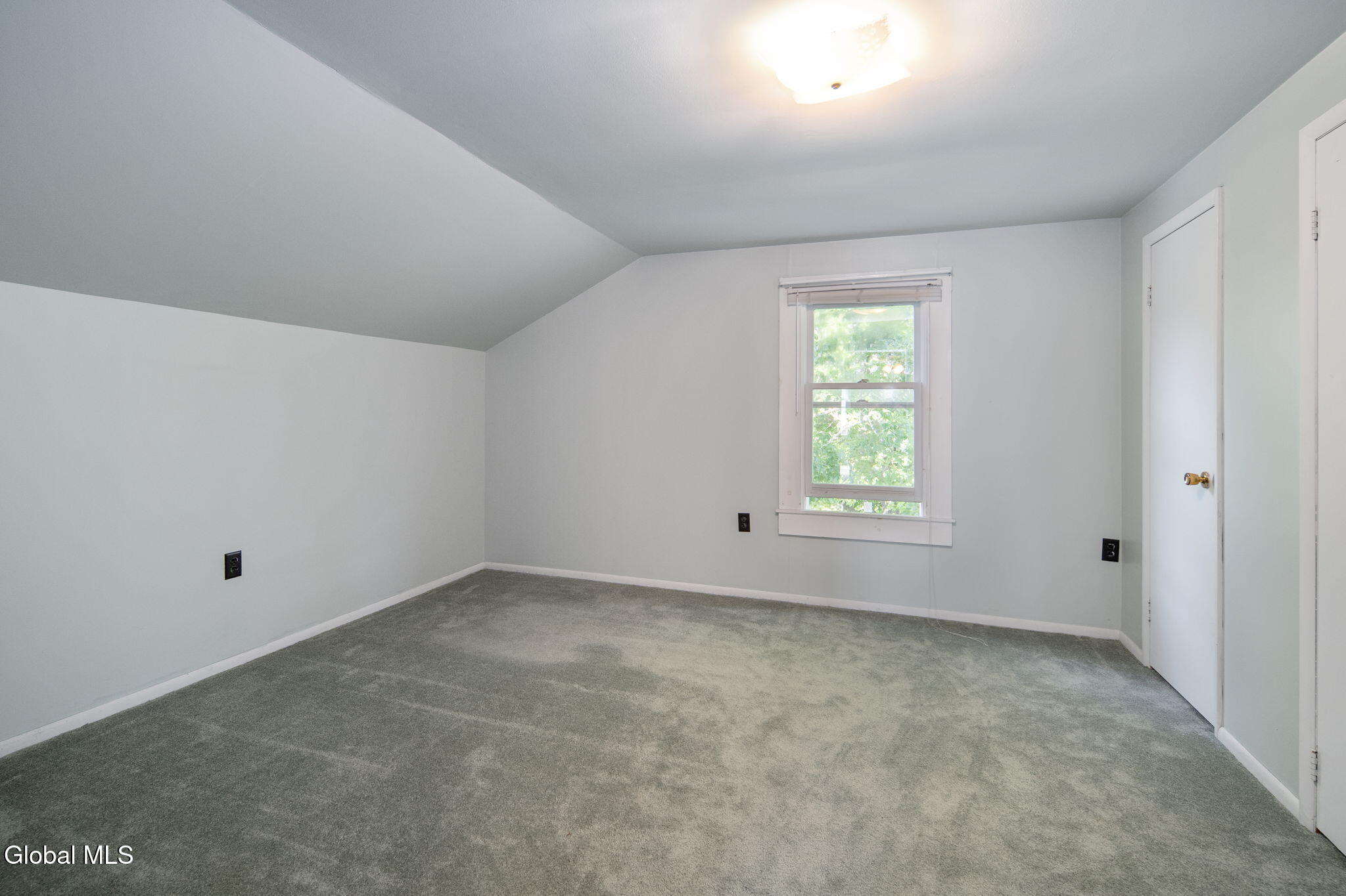 555 Barnerville Road Howes Cave NY 12092
