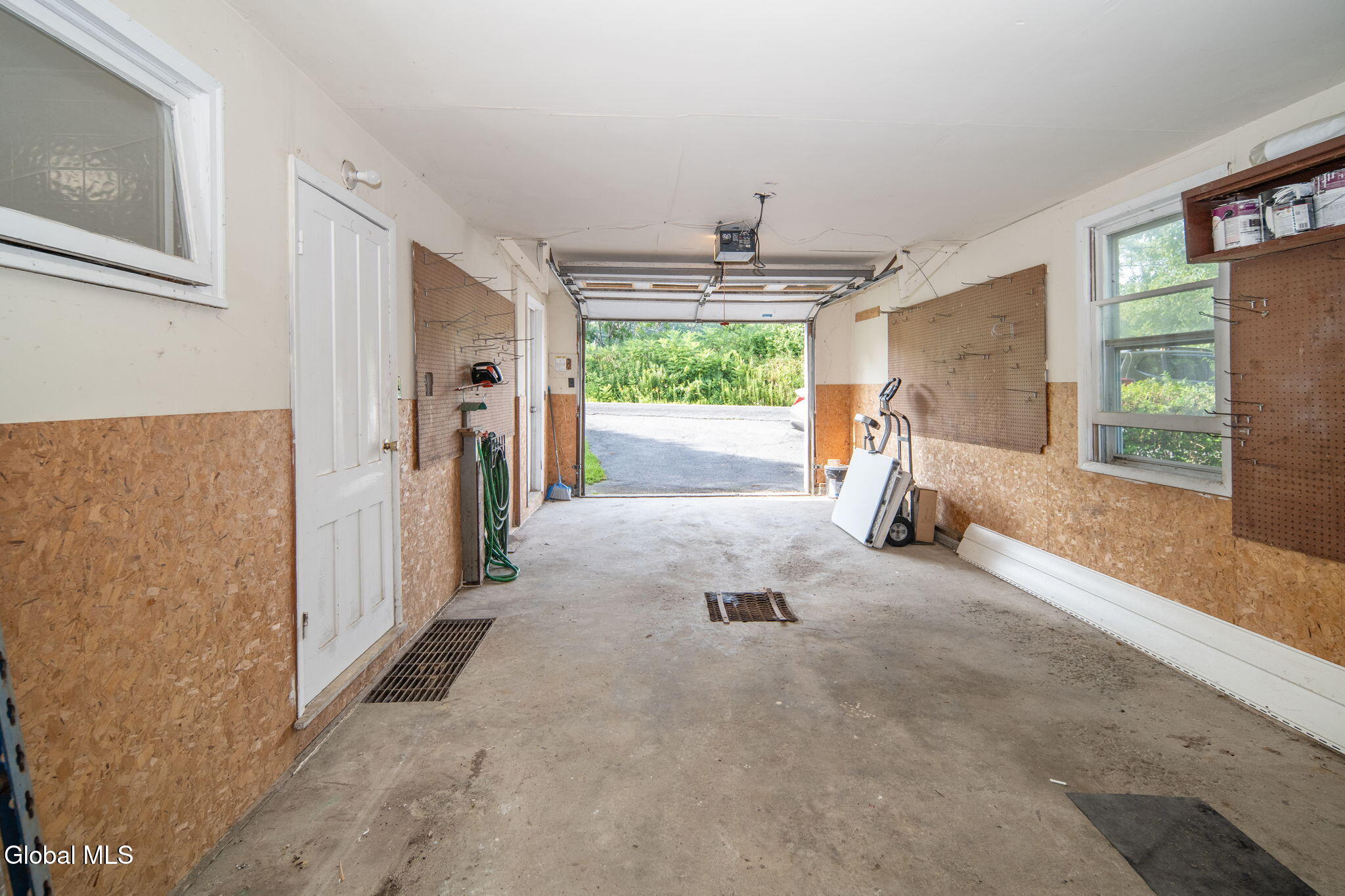 555 Barnerville Road Howes Cave NY 12092