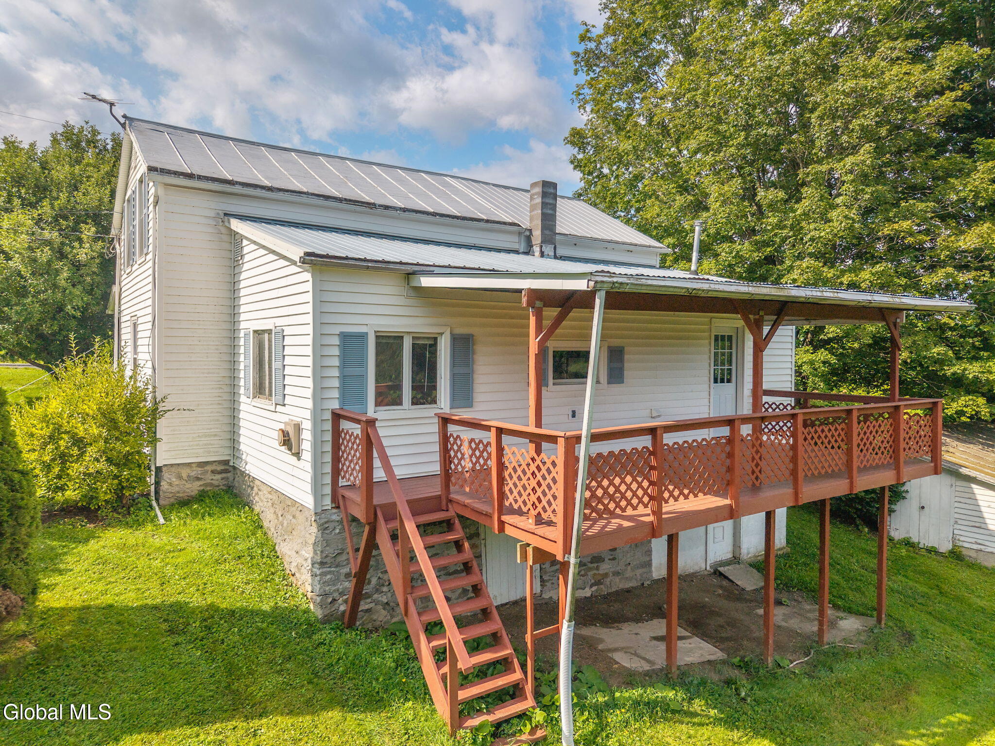 555 Barnerville Road Howes Cave NY 12092