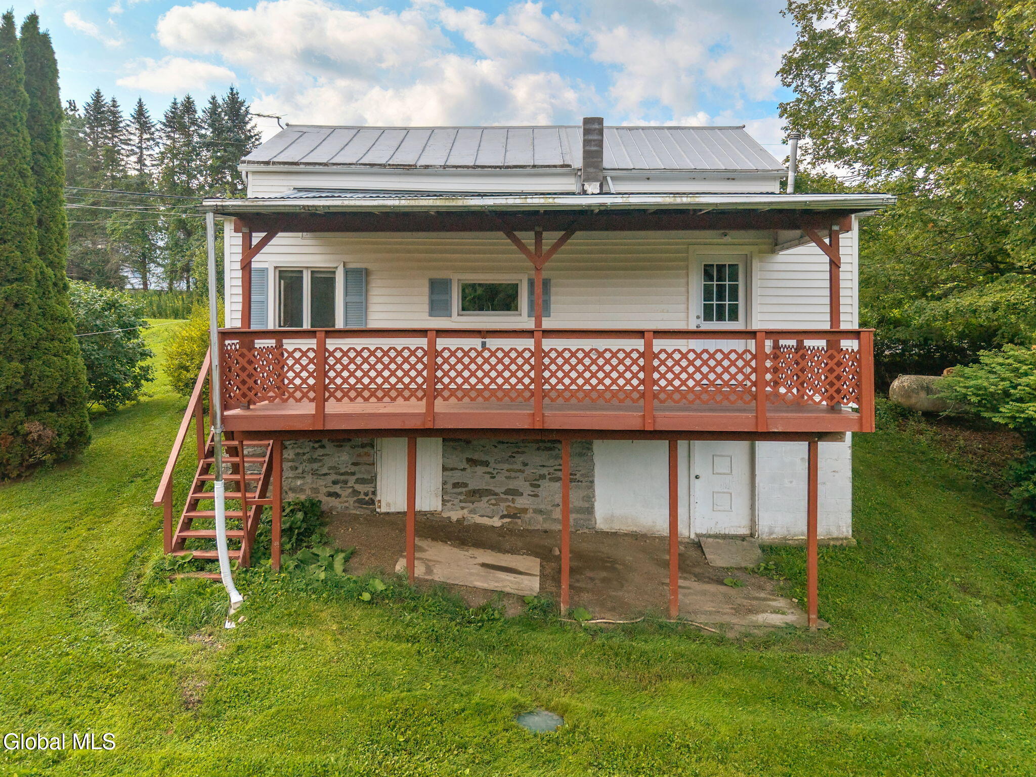555 Barnerville Road Howes Cave NY 12092