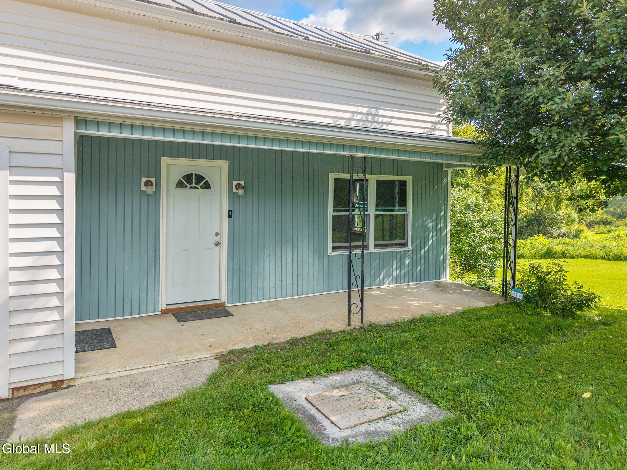 555 Barnerville Road Howes Cave NY 12092