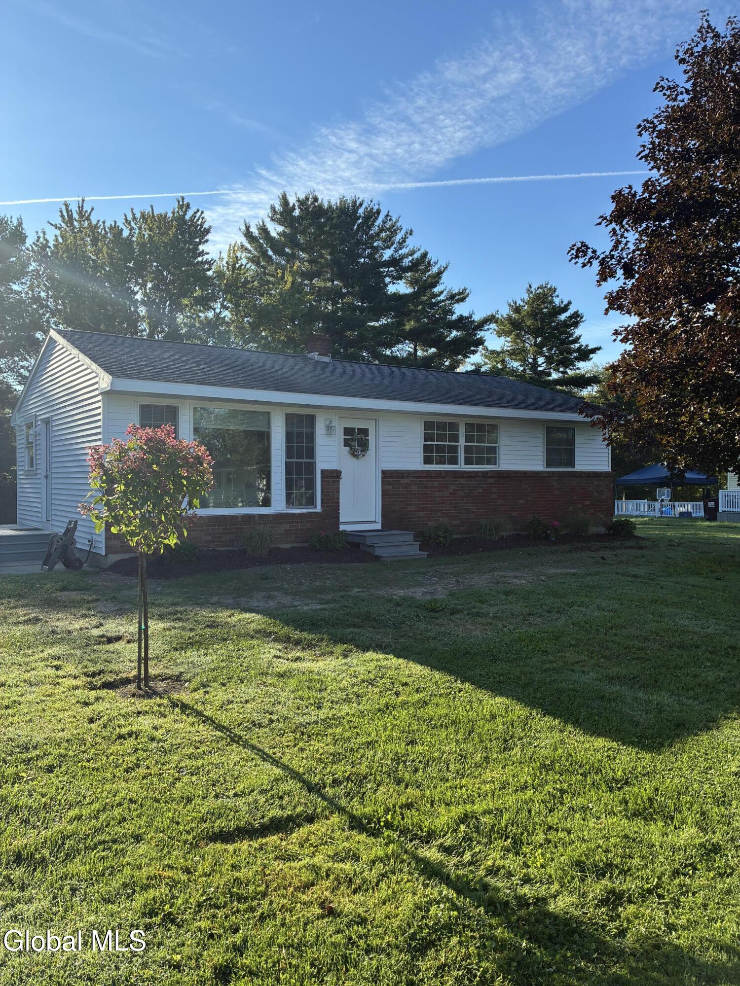 18 Walter Road Troy NY 12180