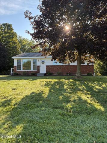 18 Walter Road Troy NY 12180
