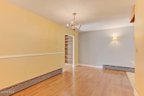 54 Willow Street Guilderland NY 12084