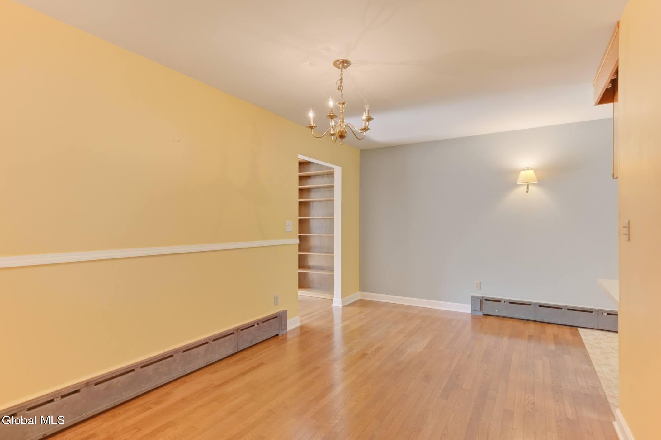 54 Willow Street Guilderland NY 12084