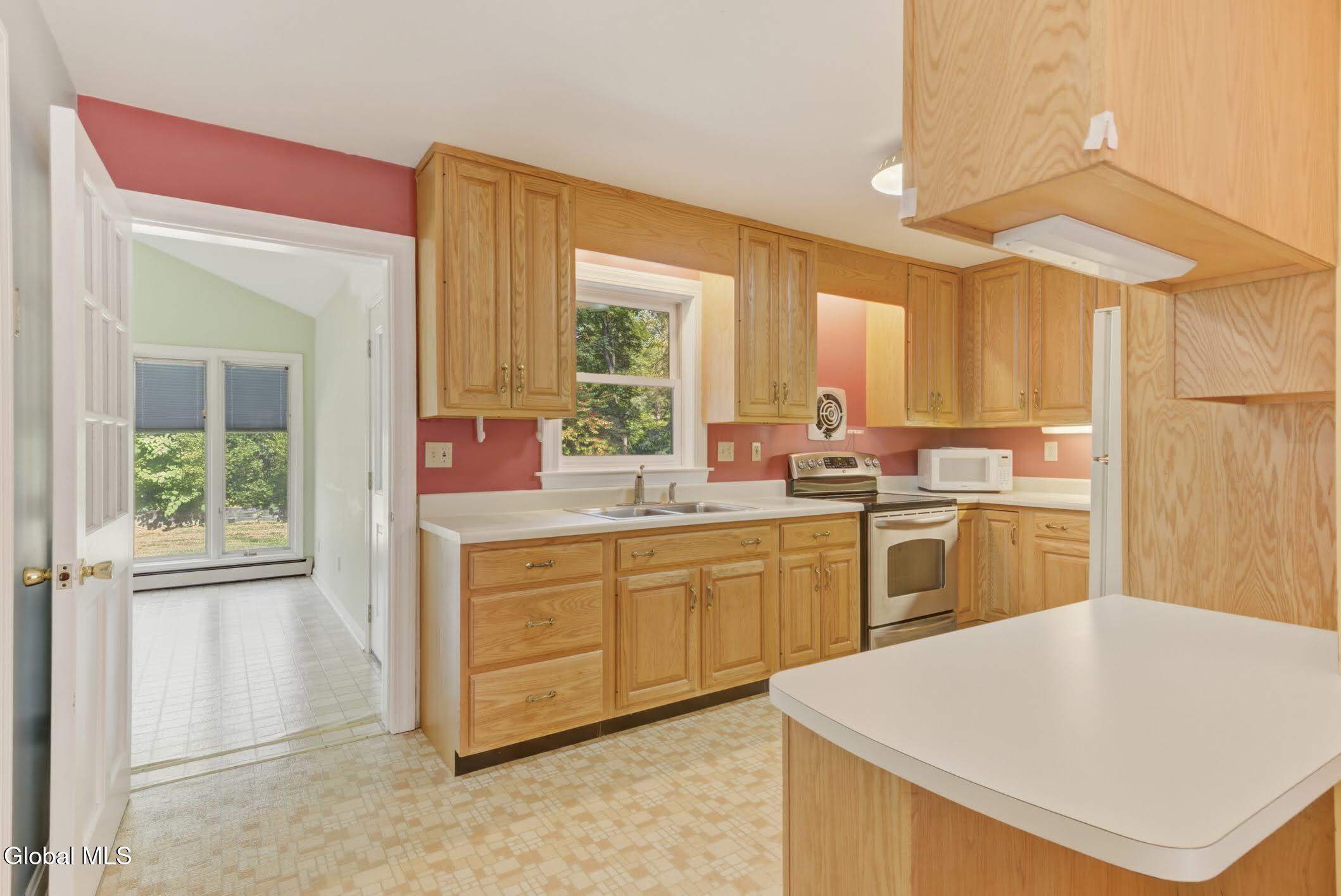 54 Willow Street Guilderland NY 12084