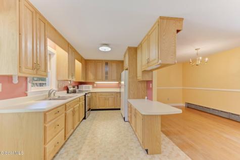 54 Willow Street Guilderland NY 12084