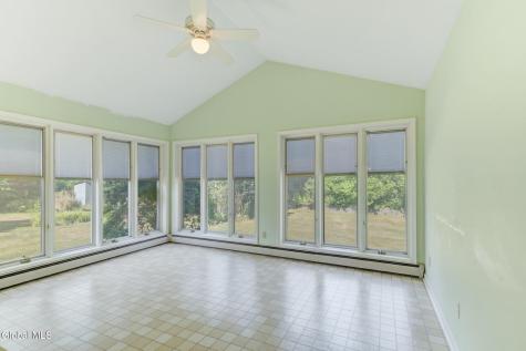 54 Willow Street Guilderland NY 12084
