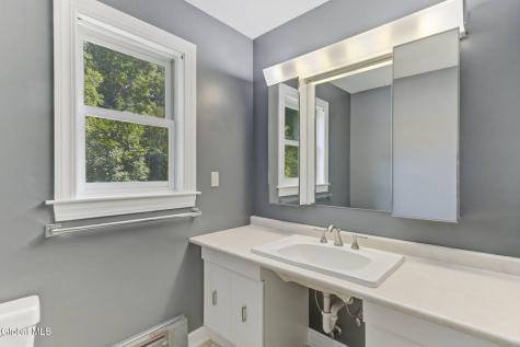 54 Willow Street Guilderland NY 12084