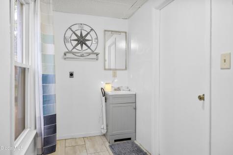 33 Harris Avenue Ravena NY 12143