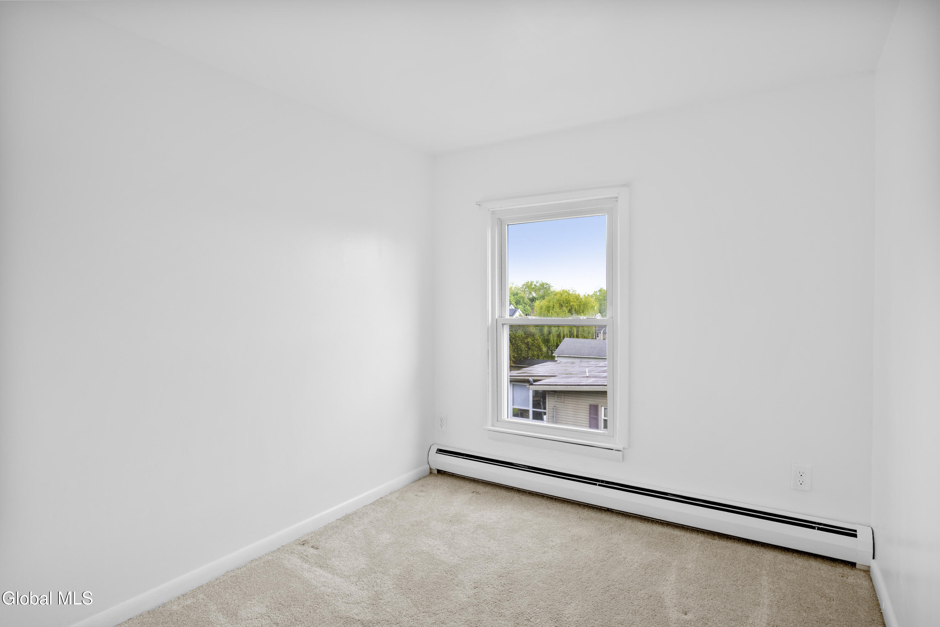 33 Harris Avenue Ravena NY 12143