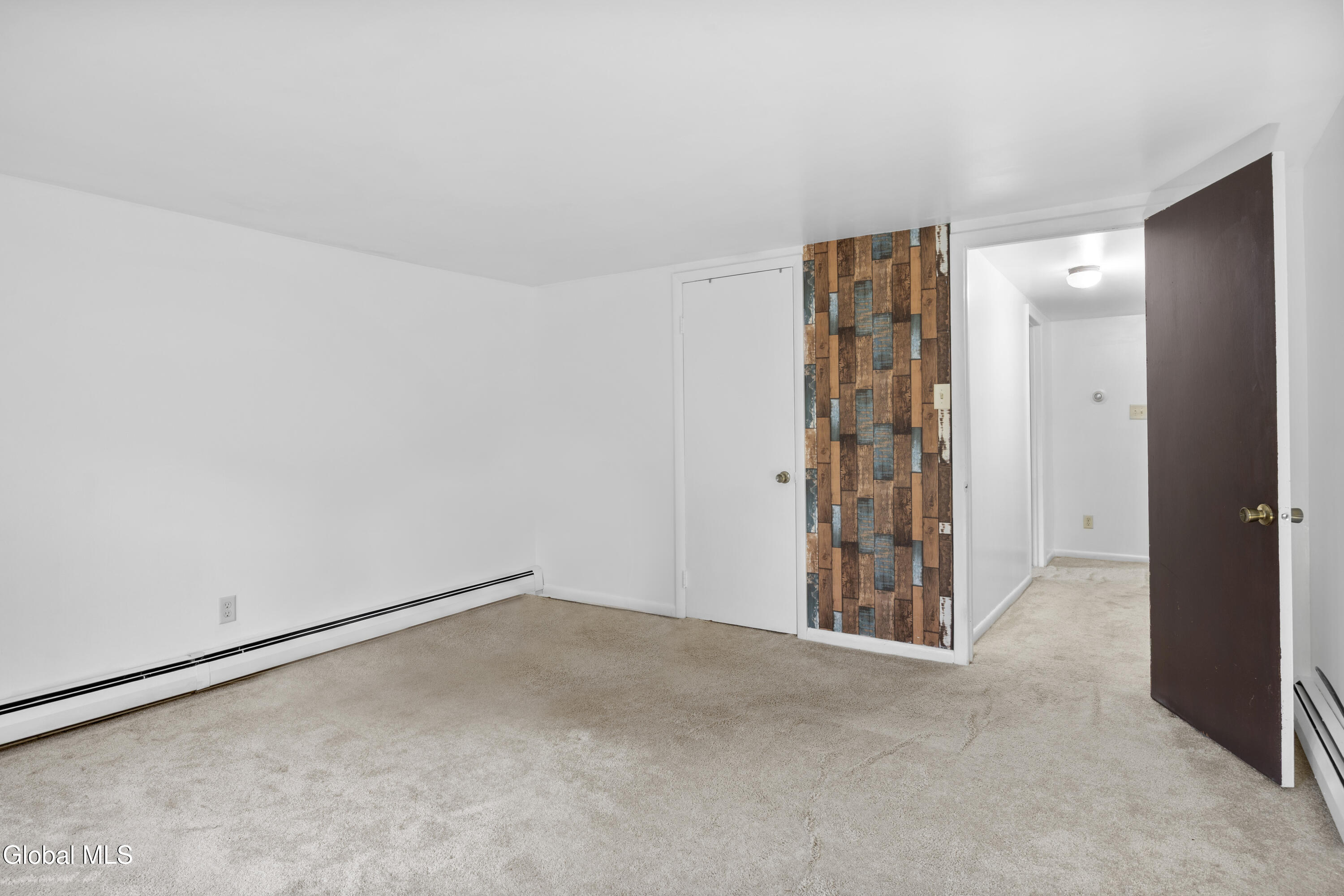 33 Harris Avenue Ravena NY 12143