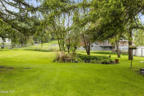 33 Harris Avenue Ravena NY 12143