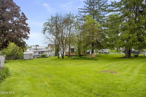 33 Harris Avenue Ravena NY 12143