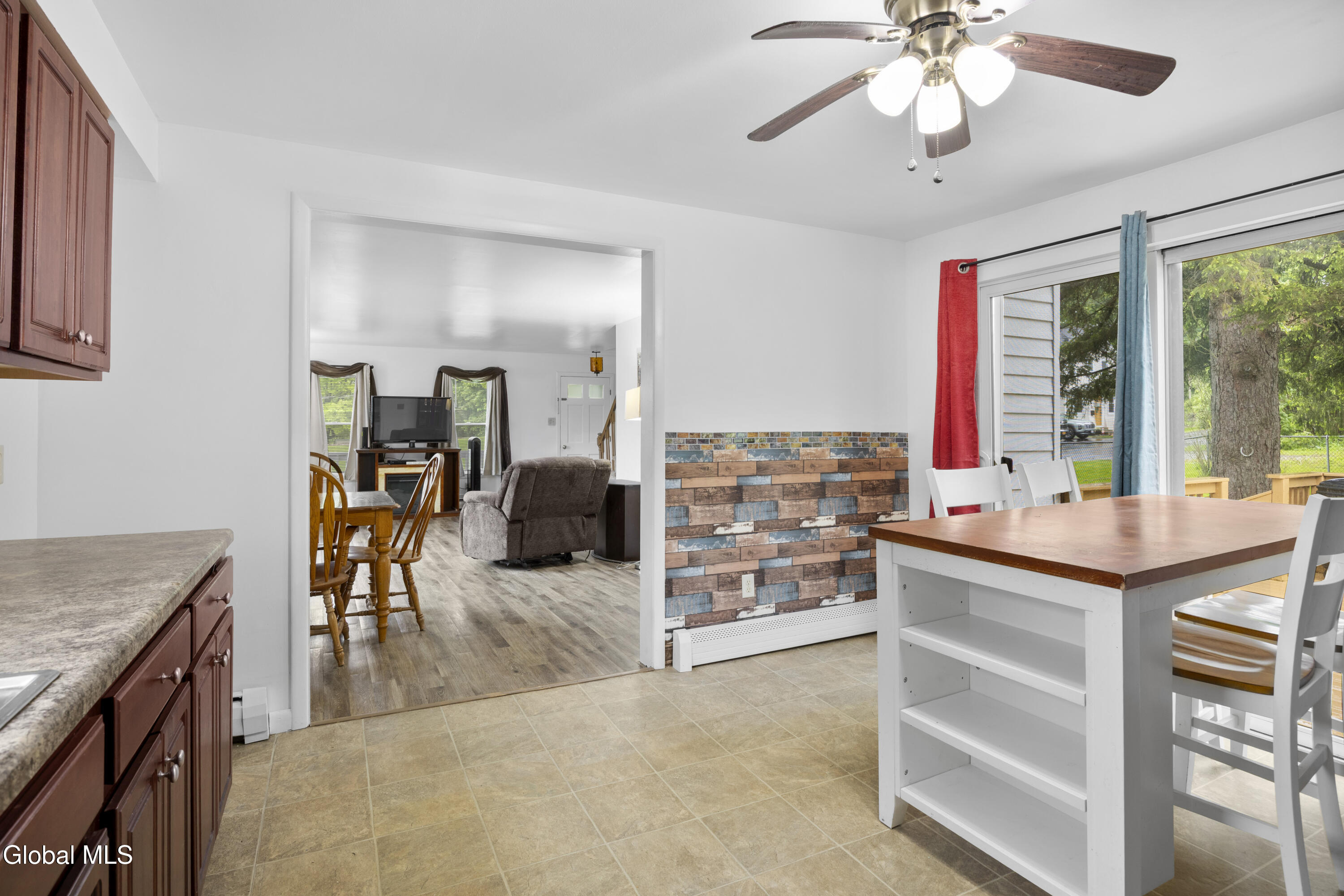 33 Harris Avenue Ravena NY 12143