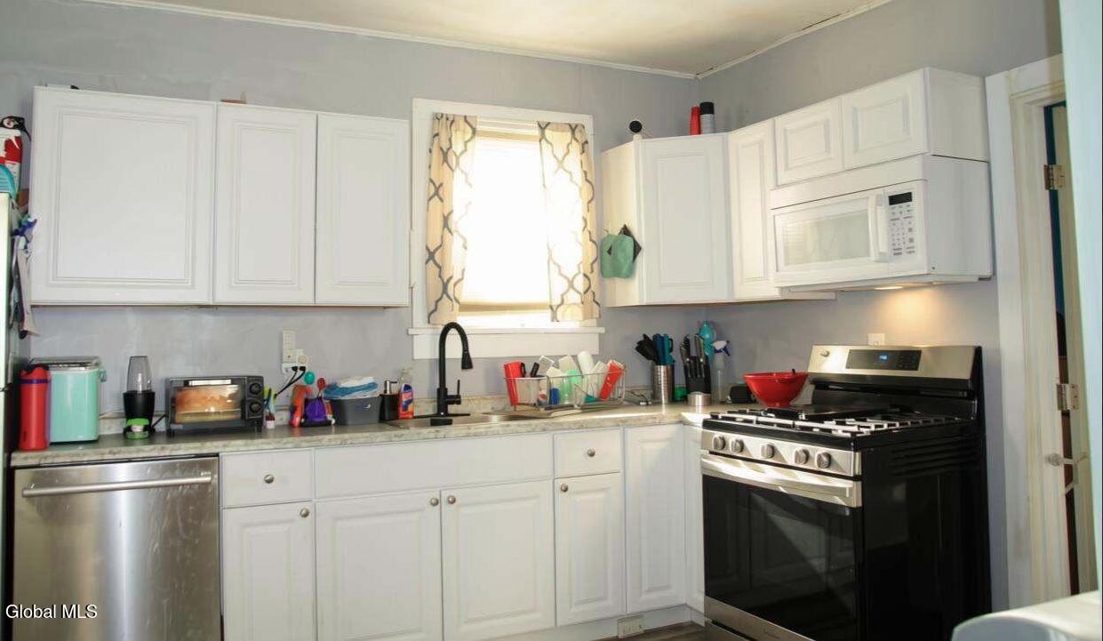 23 Yost Street Johnstown NY 12095