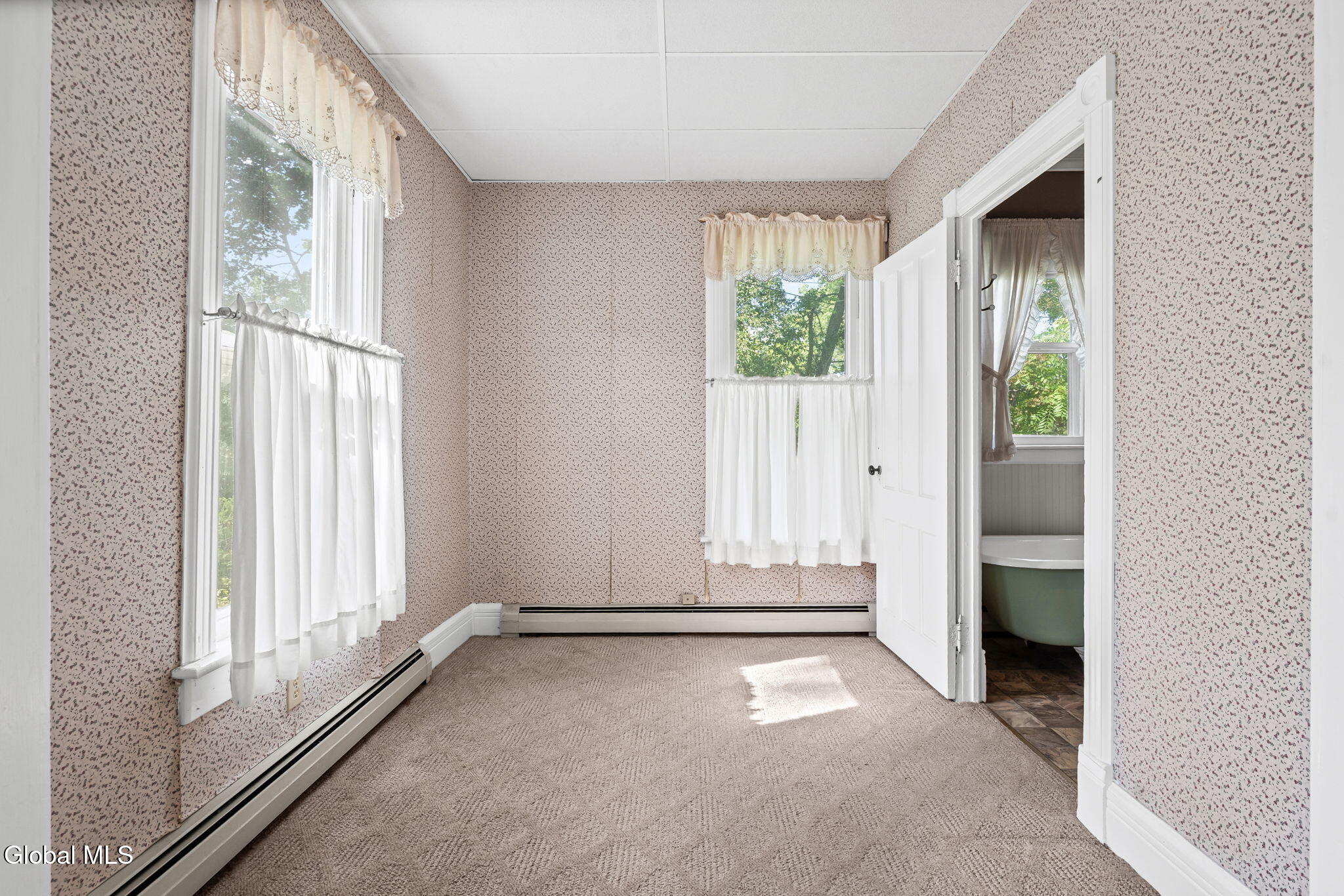 128 Grand Street Altamont NY 12009