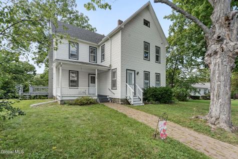 128 Grand Street Altamont NY 12009