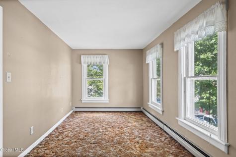 128 Grand Street Altamont NY 12009