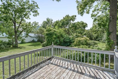 128 Grand Street Altamont NY 12009