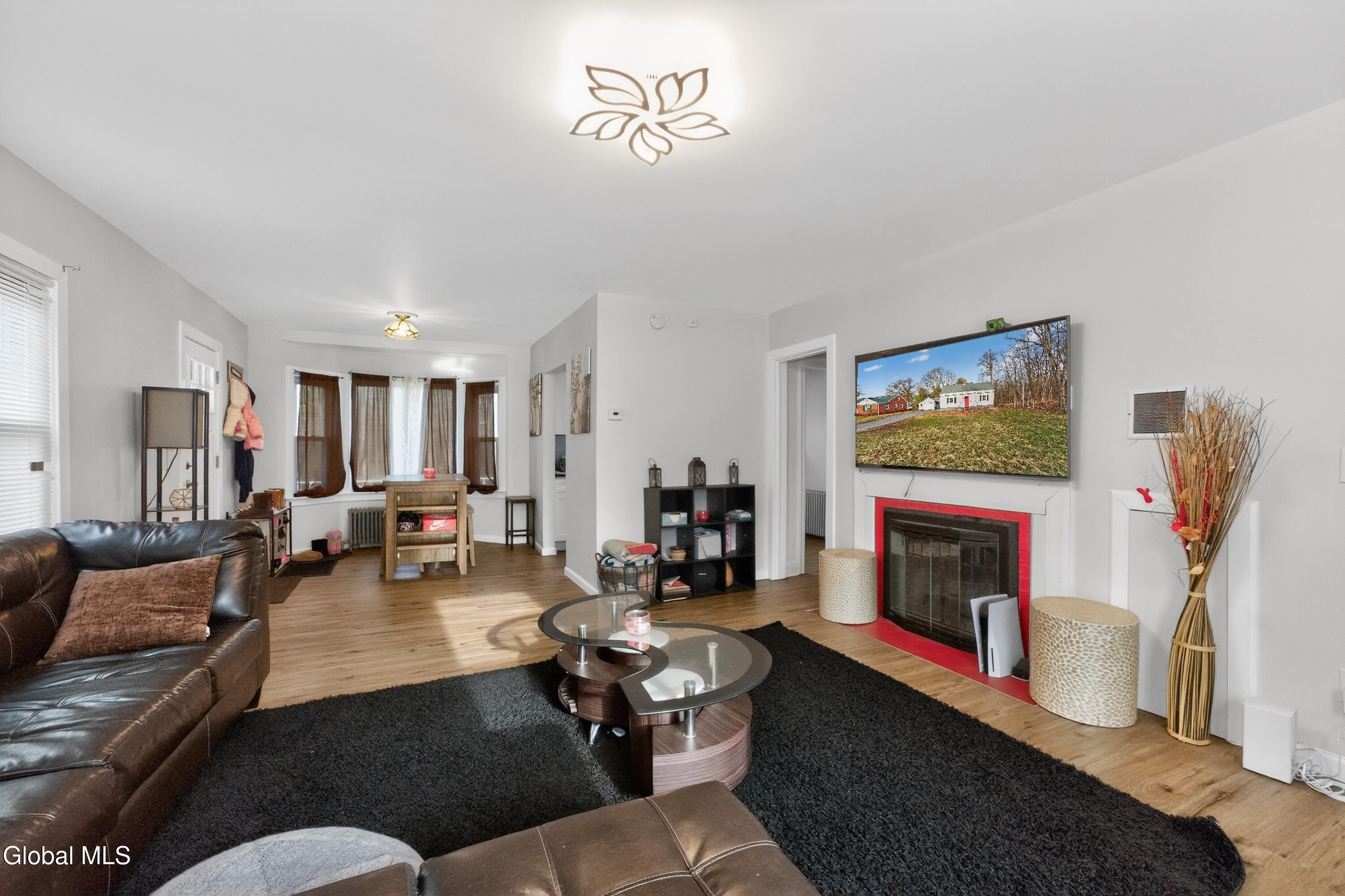 57 Spring Road Schenectady NY 12302
