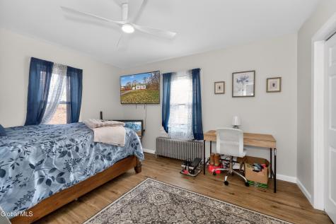 57 Spring Road Schenectady NY 12302