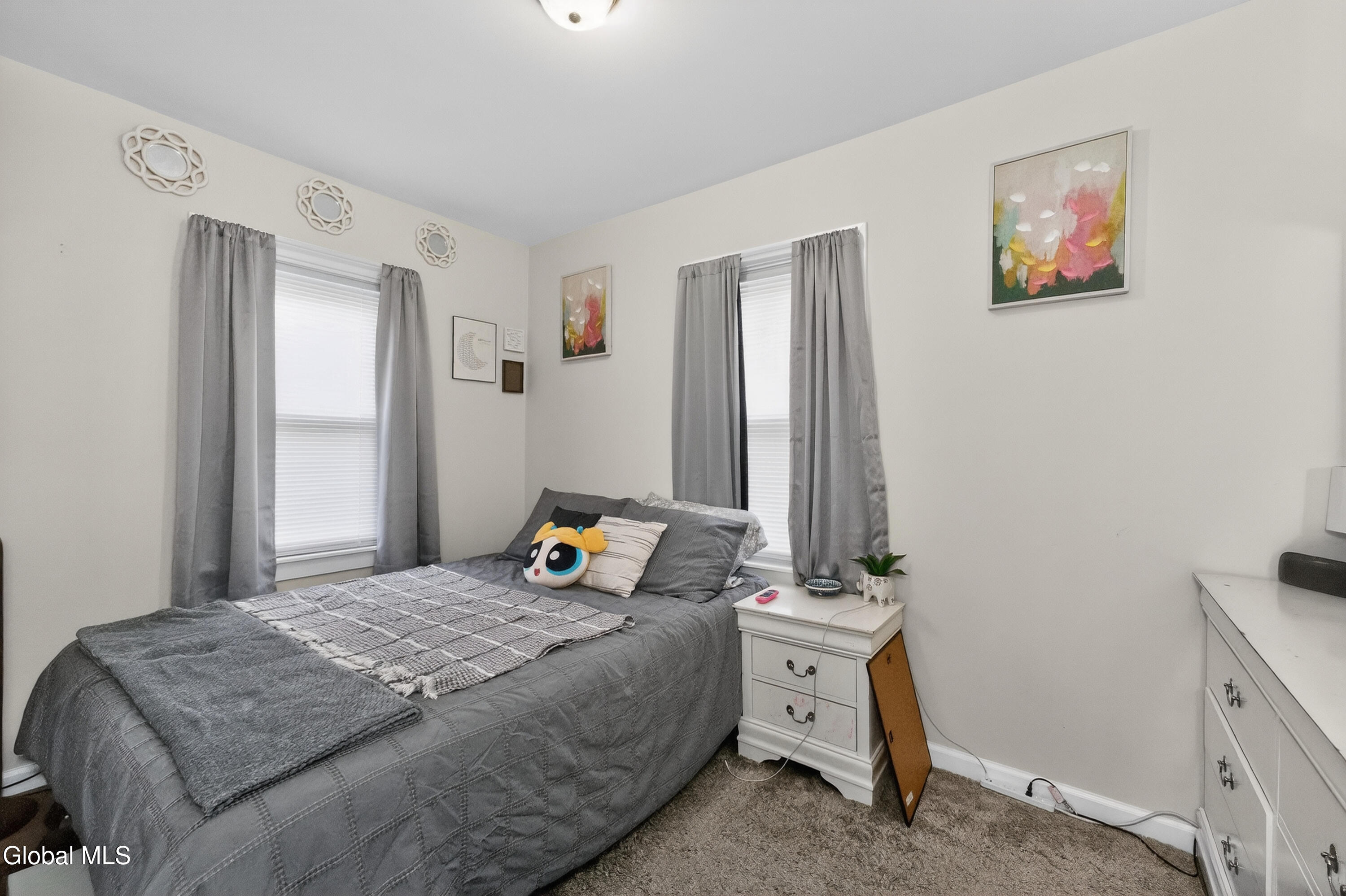 57 Spring Road Schenectady NY 12302