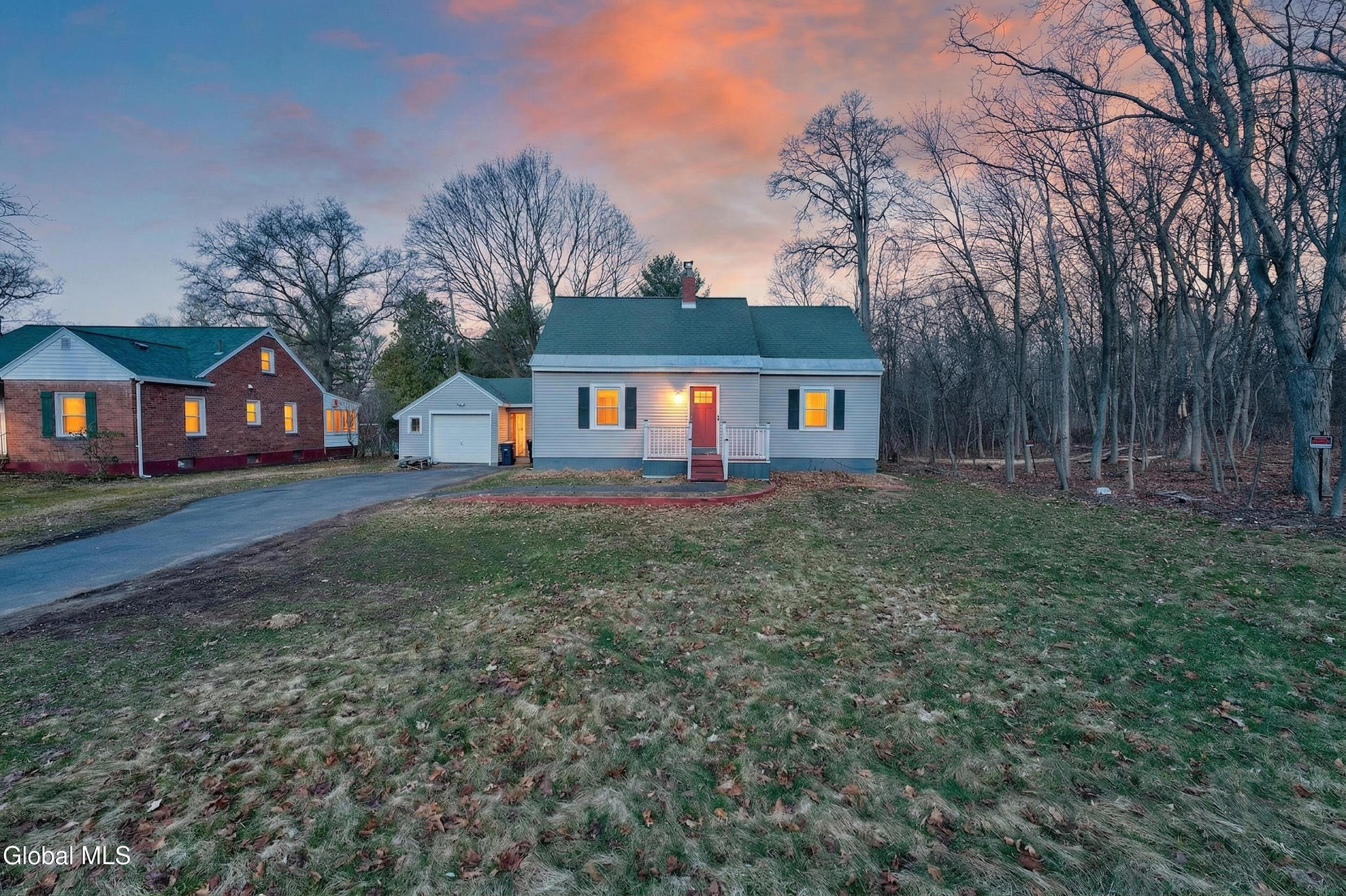 57 Spring Road Schenectady NY 12302