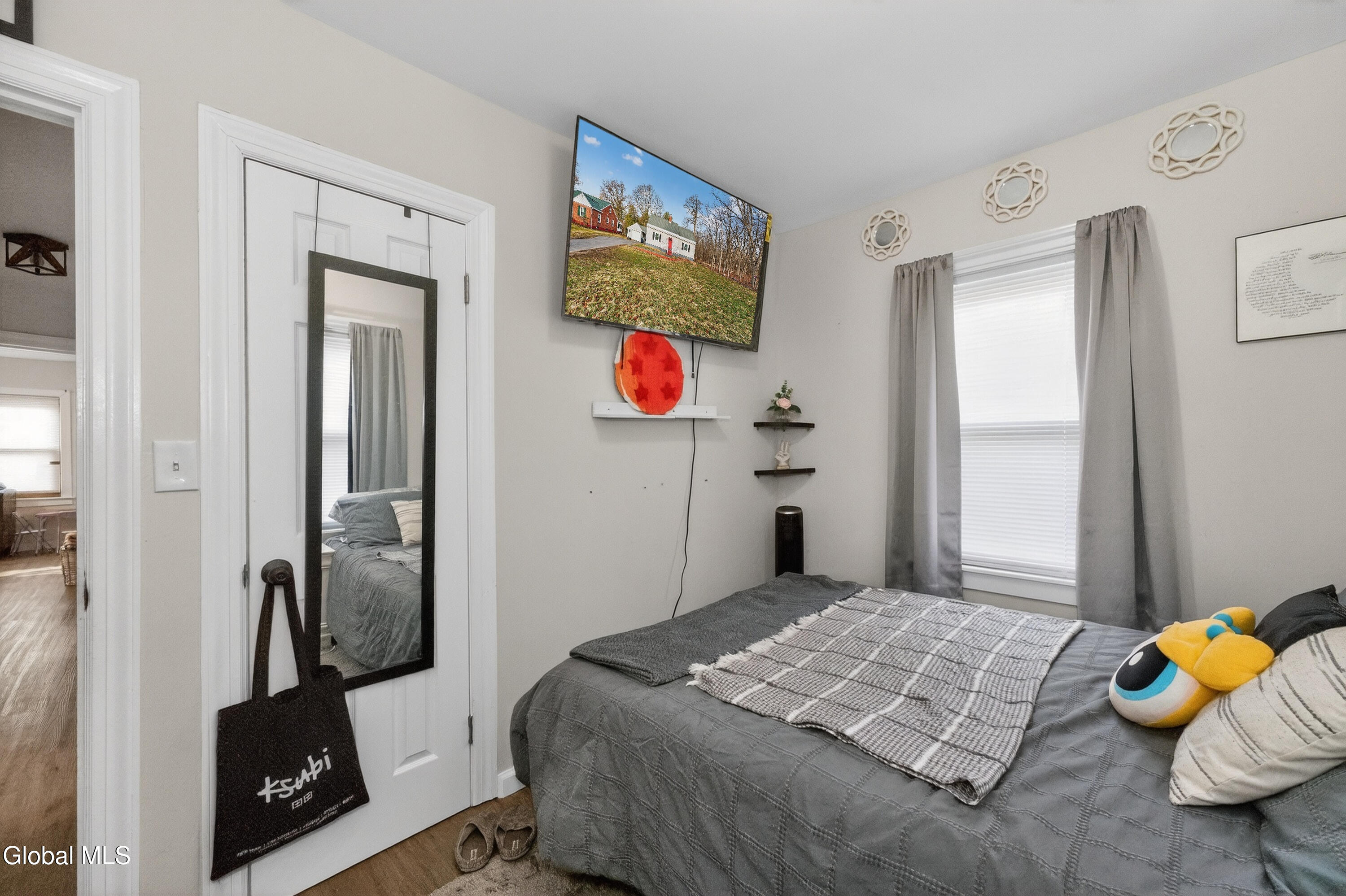 57 Spring Road Schenectady NY 12302