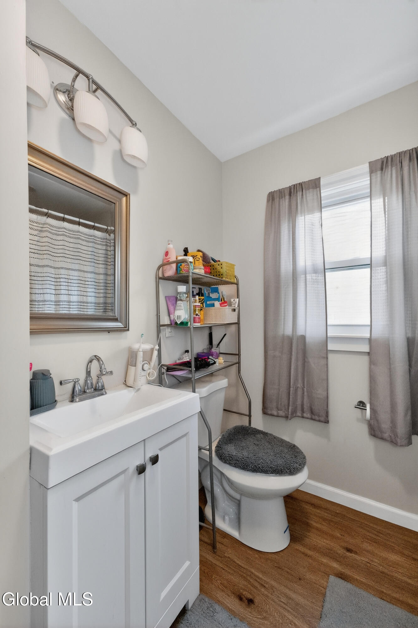 57 Spring Road Schenectady NY 12302