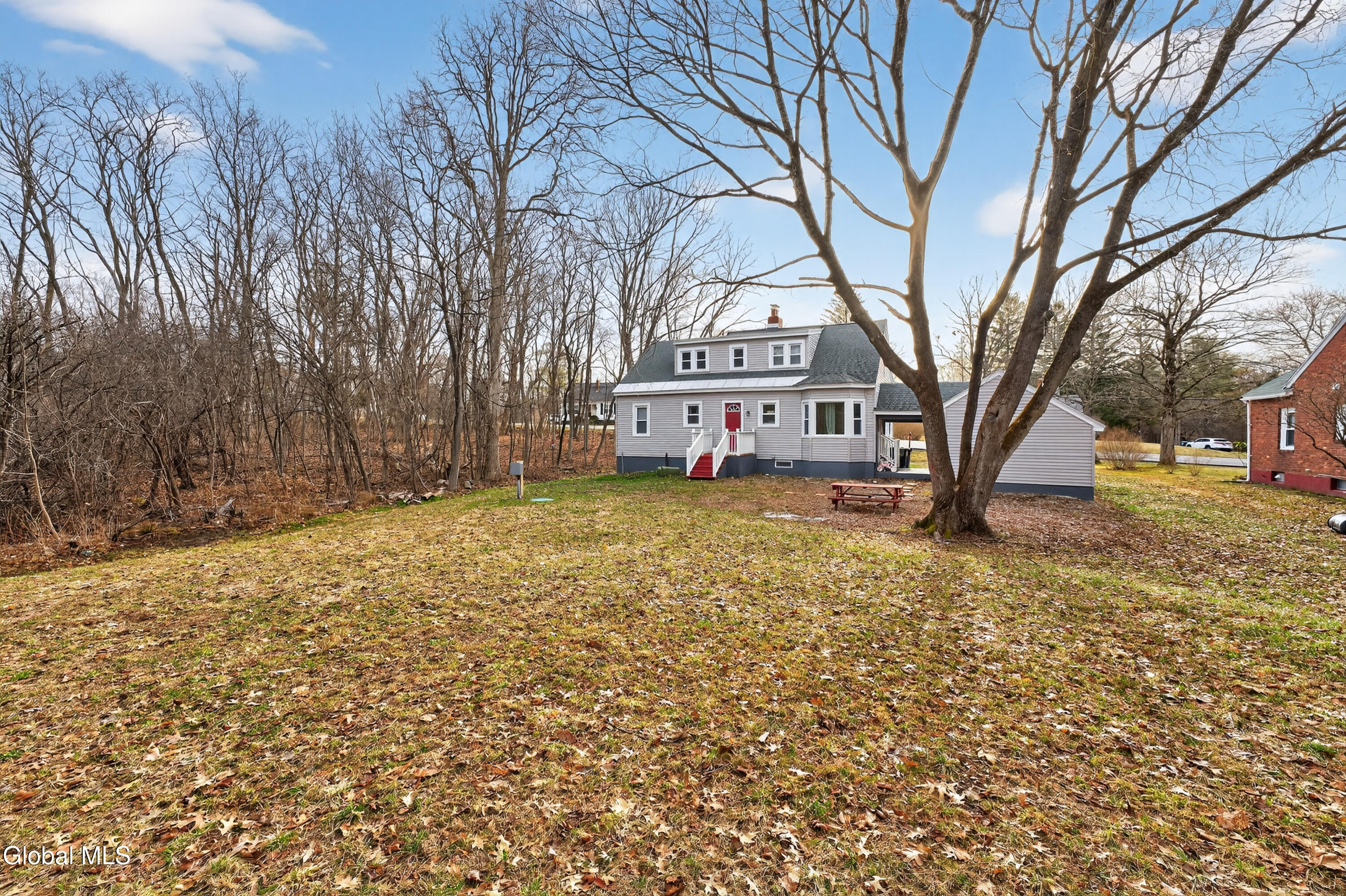 57 Spring Road Schenectady NY 12302